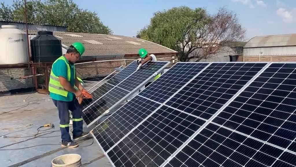 Proyecto Fábrica de Gas Quilmes - instalación solar industrial